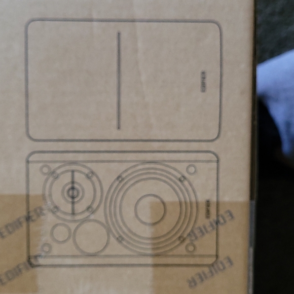 EDIFIER MULTIMEDIA SPEAKERS - Picture 5 of 8